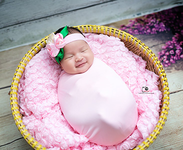 Chụp hình newborn Bé Thiện Mỹ 24 ngày